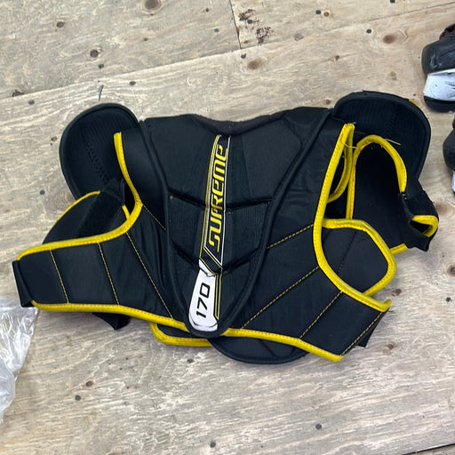 Used Bauer Supreme s170 Junior Large Shoulder Pads