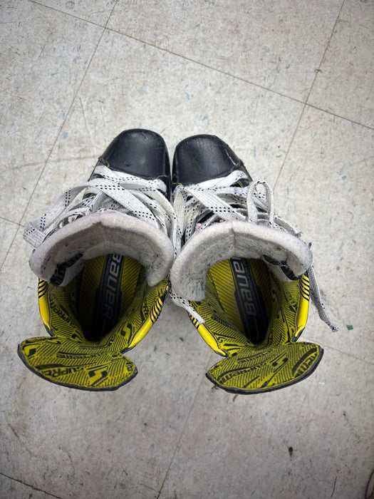 Used Bauer Supreme M4 Size 3.5D Skates