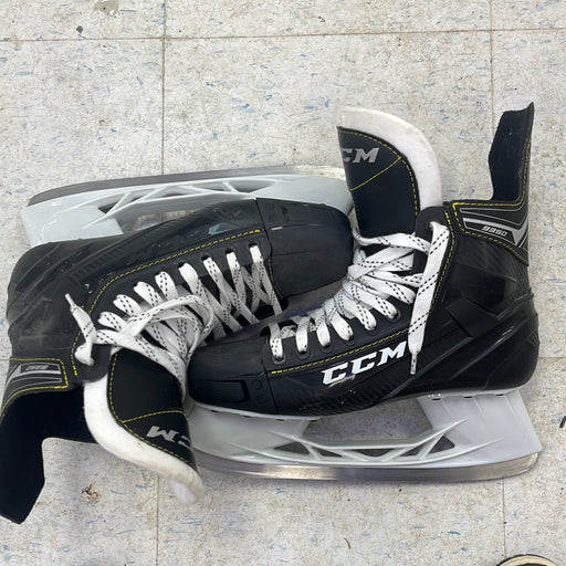 Used CCM Tacks 9350 Size 9 Player Skates
