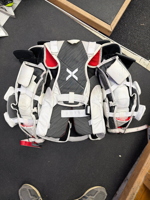 Used Bauer Vapor Hyperlite2 Senior Medium Chest Protector