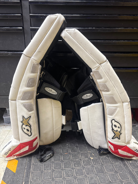 Used Brian’s Gnetik 8.0 29+1” Junior Goal Pads