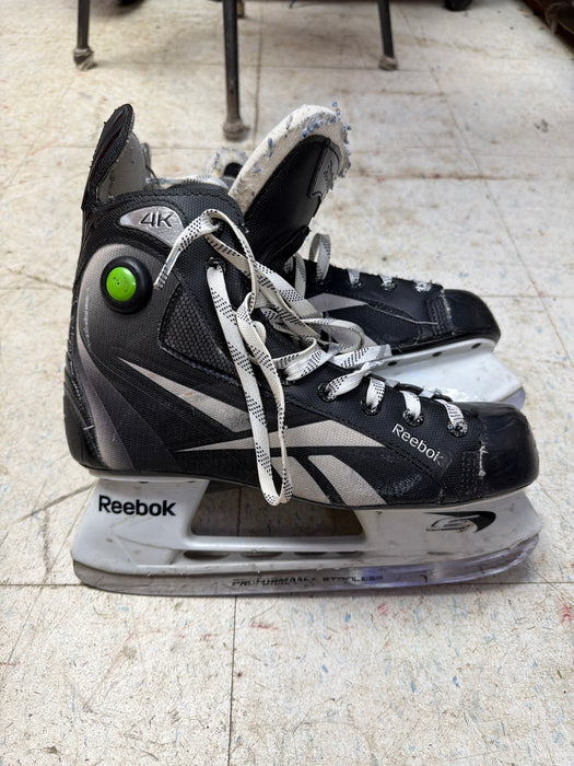 Used Reebok 4k Size 9.0D Skates
