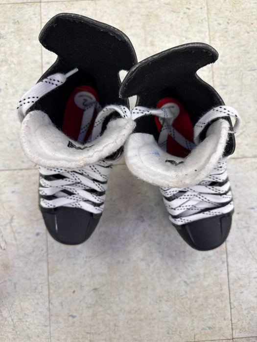 Used CCM Jetspeed FT340 2D Player Skates