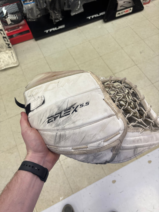 Used CCM EFlex 5.5 Senior Full Right Catcher and Blocker Set