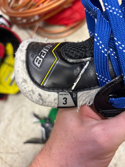 Used Bauer Supreme M40 Size 3.0D Skates