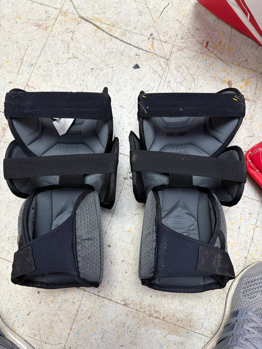 Used Bauer Pro Senior Knee Guards