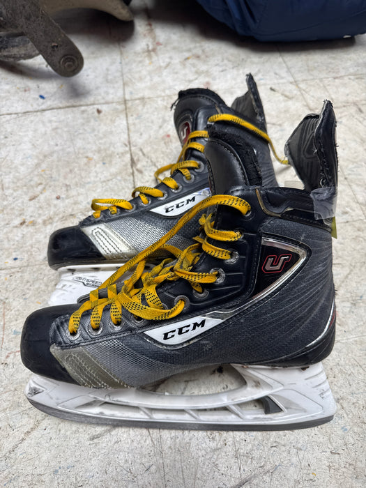 Used CCM U+10 Size 7.5E Skates