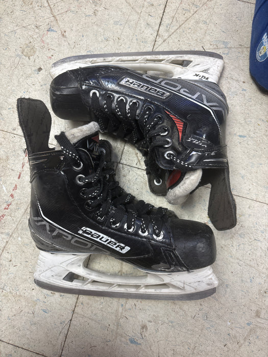 Used Bauer Vapor Volt Pro Skates Size 4.0 D