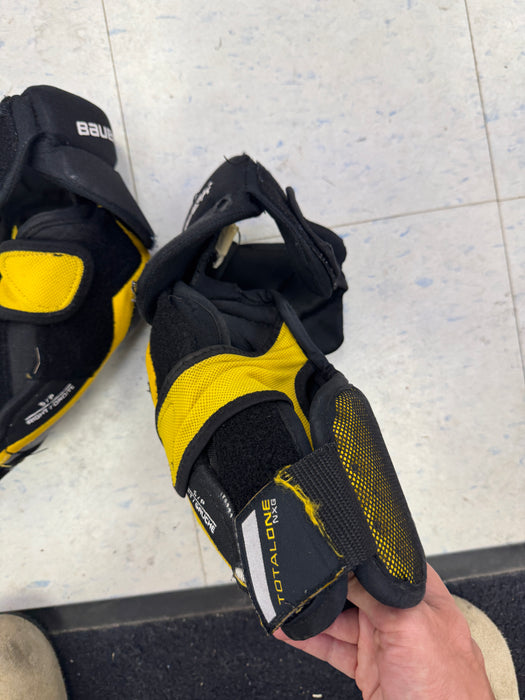 Used Bauer TotalONE NXG Elbow Pads Senior Small