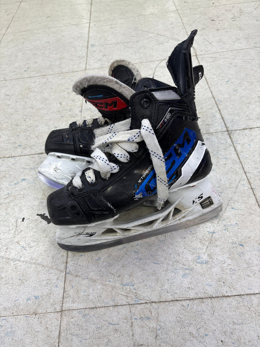 Used CCM JetSpeed FT680 Size 3.0 Regular Skate