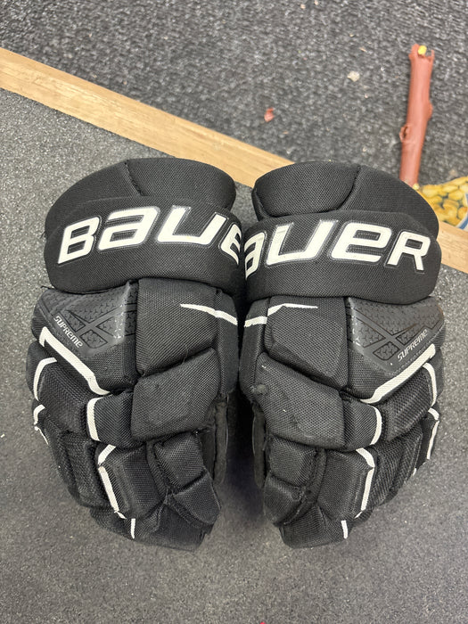 Used Bauer Supreme 3s Junior 11” Gloves