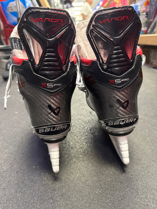 Used Bauer Vapor X5Pro Skates Size 13.5D