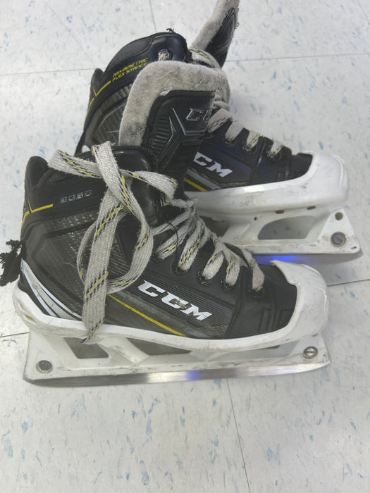 Used CCM Tacks 9060 Junior Goal Skates