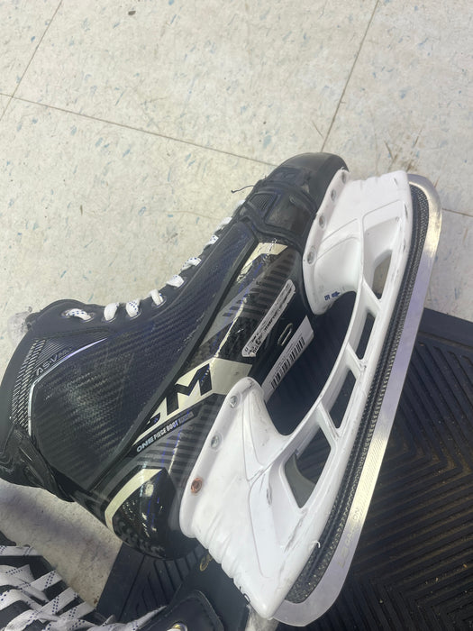 Used CCM AS-V Pro Skates Size 9.5D - W. Lagesson