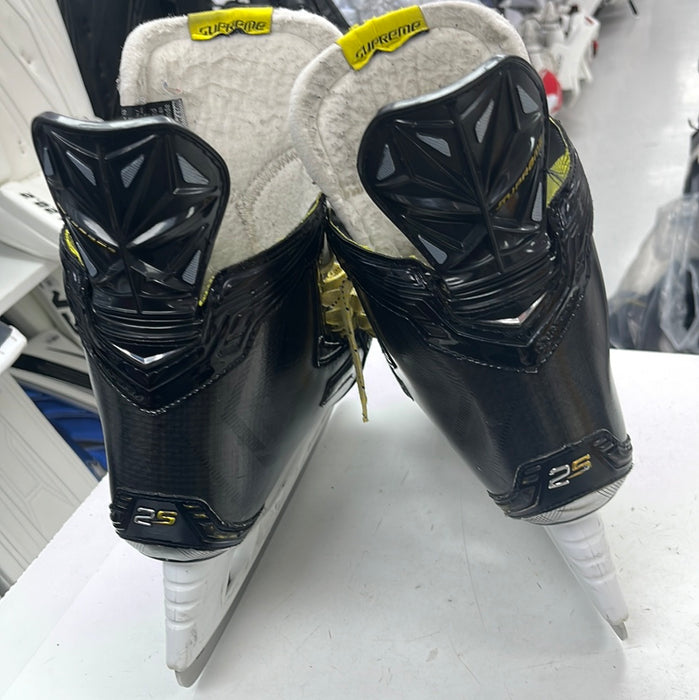Used Bauer Supreme 2S Size 9.5 Player Skates