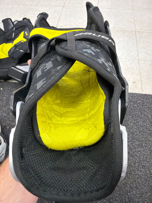 Used Bauer Supreme M3 14” Shin Guard