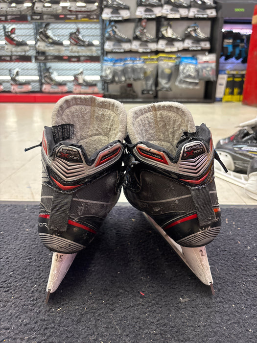 Used Bauer Vapor x700 Size 2.5D Goal Skates