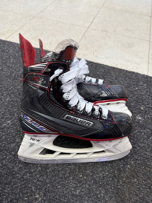 Used Bauer Vapor X2.7 Size 3.0D Skates
