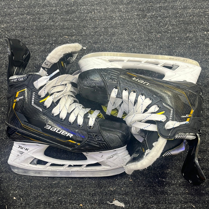 Used Bauer Supreme M5 Pro Size 3 Player Skates
