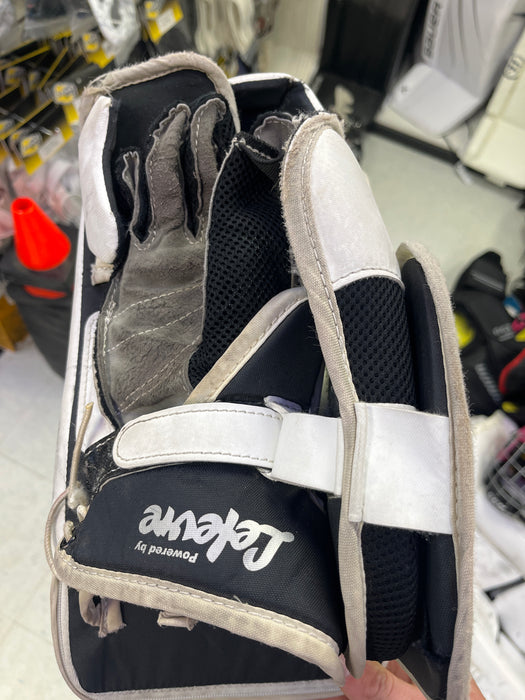 Used CCM E3.5 Youth Blocker