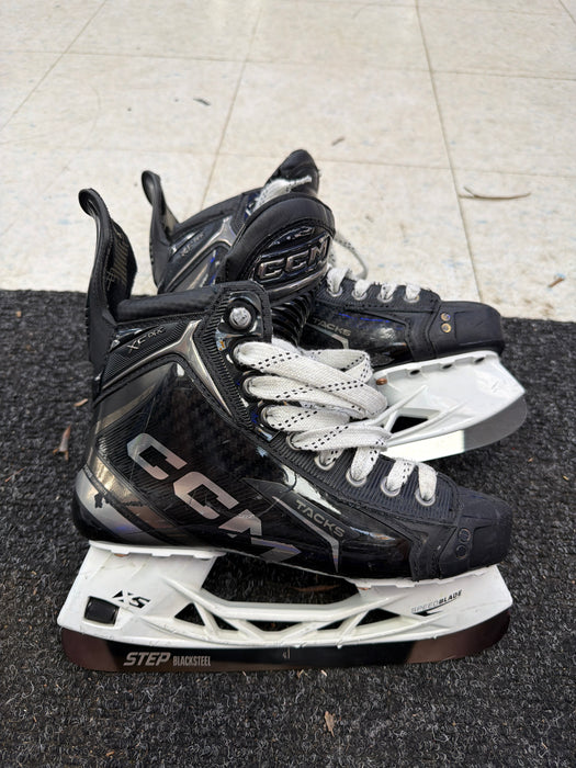 Used CCM Tacks XF Pro Size 5.0R Skates
