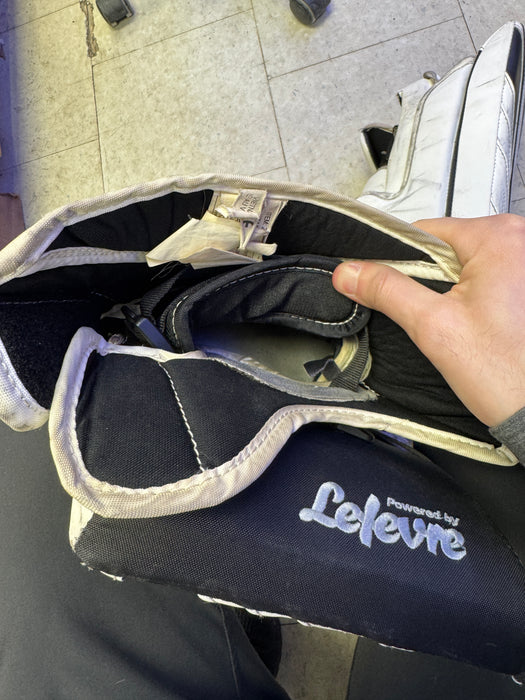 Used CCM EFLEX E4.9 Catcher Blocker Set Senior