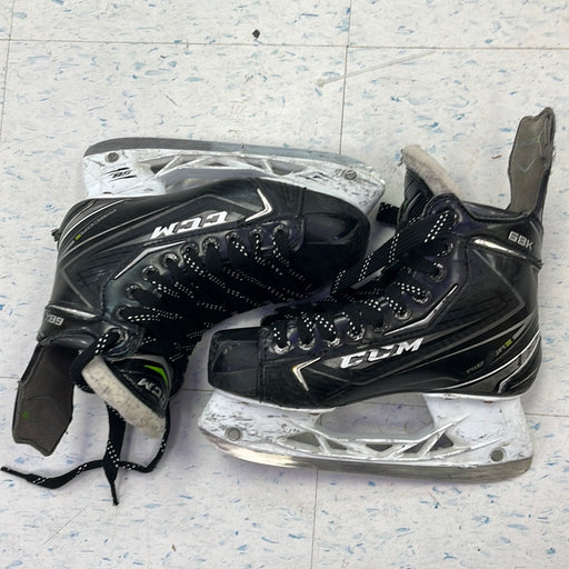 Used CCM RibCore 68K Size 4 Player Skates