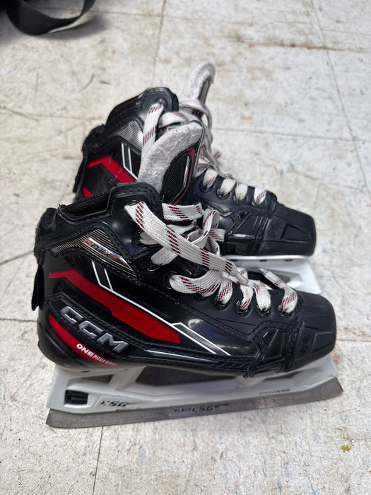 Used CCM EFLEX 6.9 Goal Skates Size 3.0