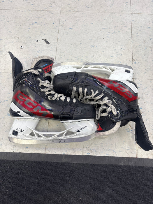 Used CCM JetSpeed FT680 Size 8.0R Skates