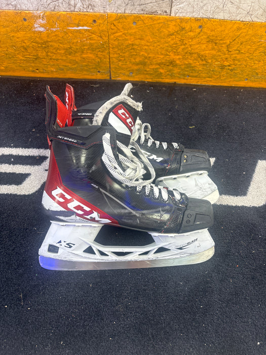 Used CCM JetSpeed FT485 Size 10.0R Skates