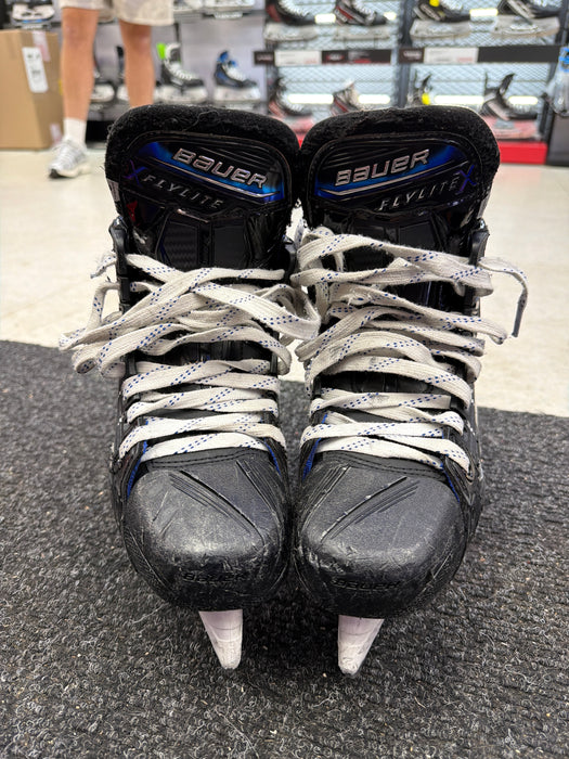 Used Bauer Vapor Flylite Size 2.5EE Skates