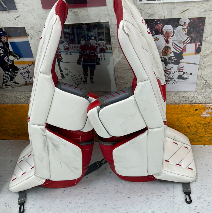 Used Warrior RG/4 26+1 Goal Pads