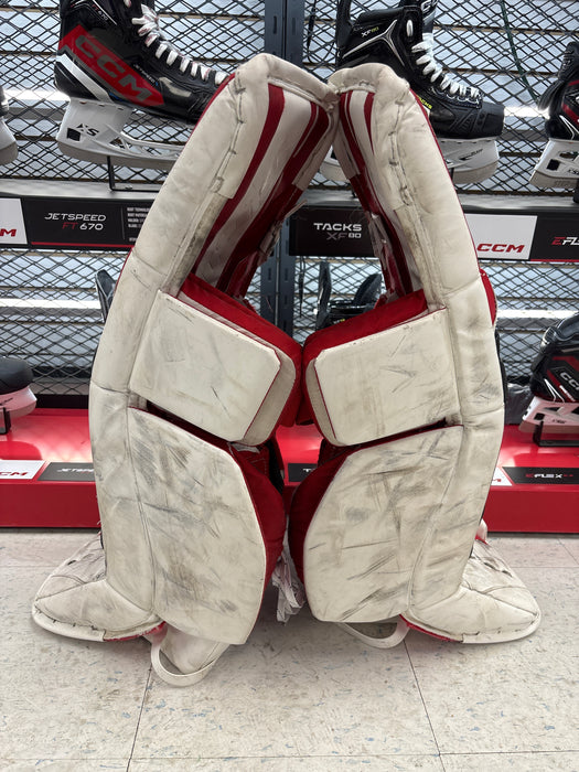 Used CCM EFlex 5.5 28+1” Junior Goal Pads