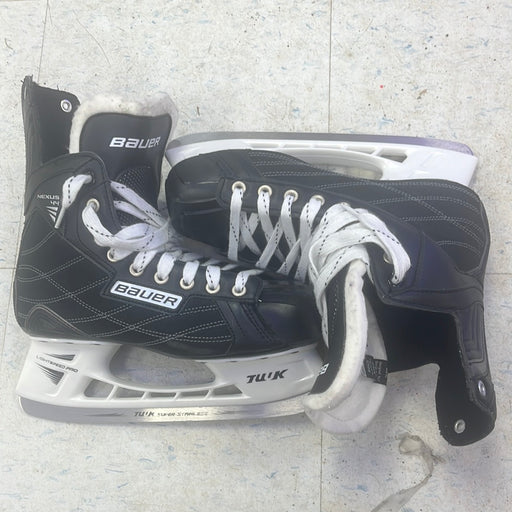 Used Bauer Nexus 44 Size 7 Player Skates