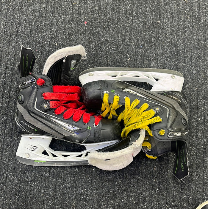 Used CCM RibCore 50K Size 3 Player Skates