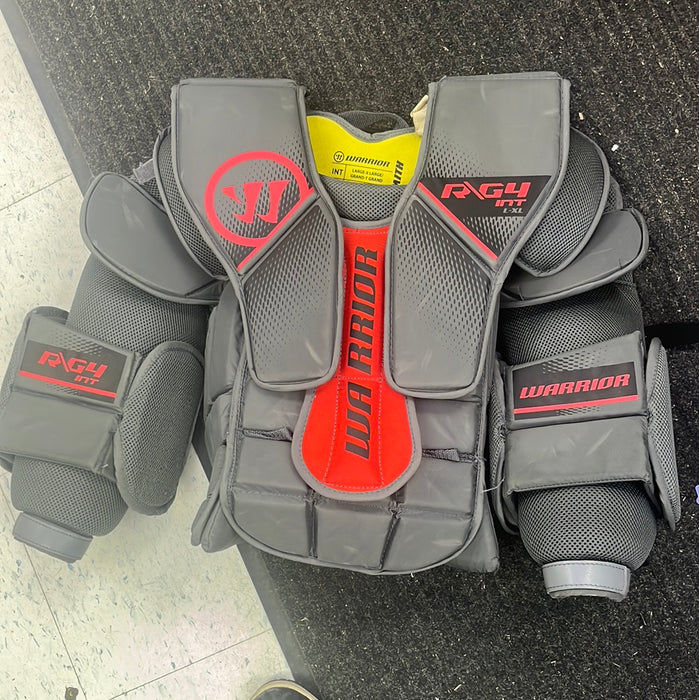 Used Warrior R/G4 Intermediate Large-Extra Large Chest Protector