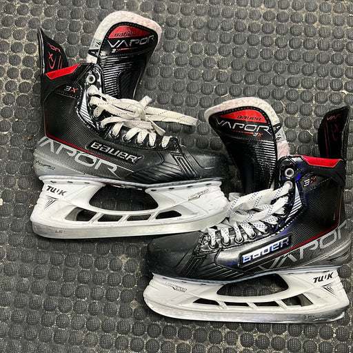 Used Bauer Vapor 3X 9.5D Player Skates