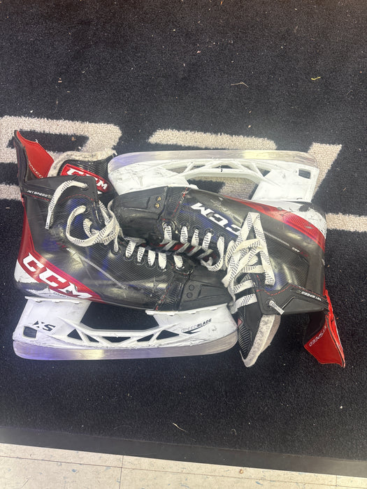 Used CCM JetSpeed FT485 Size 10.0R Skates