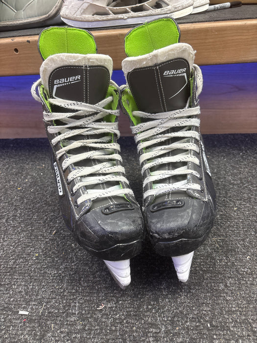 Used Bauer XLS Skates Size 7.0 D