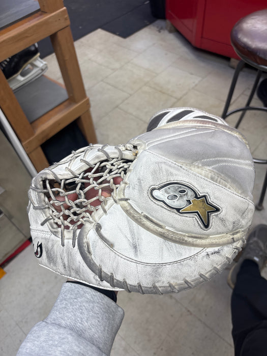 Used Brian’s Gnetik X Junior Catcher