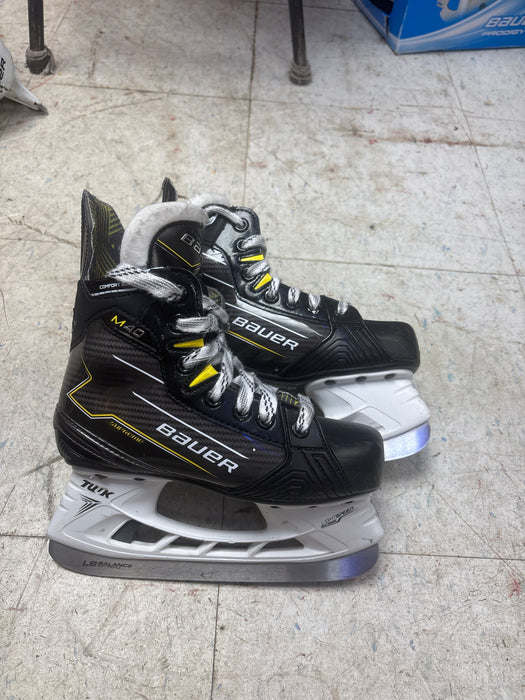 Used Bauer Supreme M40 Skates Size 1.5 D
