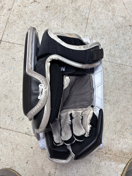 Used Vaughn Velocity V9 Pro Senior Catcher and Blockers