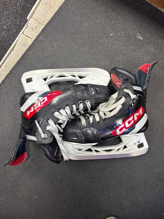Used CCM JetSpeed Control Size 3.5R Skates