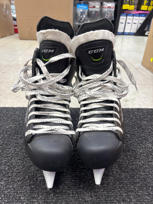 Used CCM Ribcor XT Size 9.0D Skates