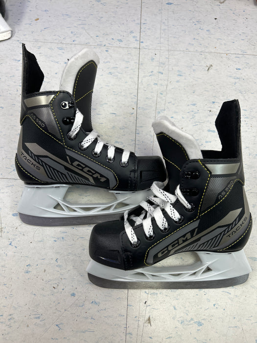 Used CCM Tacks AS550 Youth Player Skates 13.0Y
