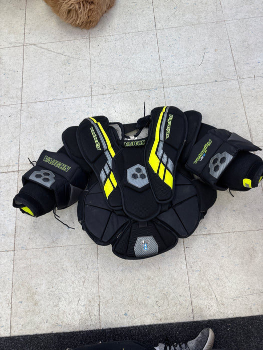 Used Vaughn VE8 Junior Medium/Large Chest Protector