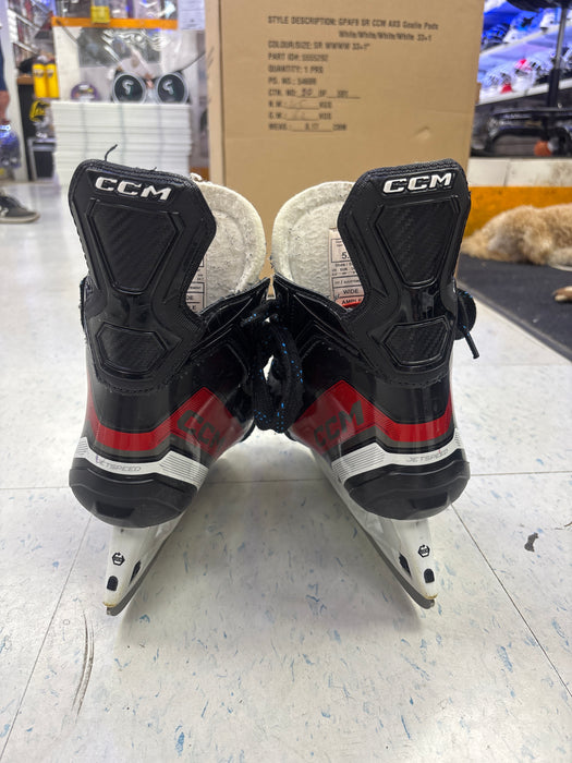 Used CCM JetSpeed FT670 Size 5.5 Wide Skates