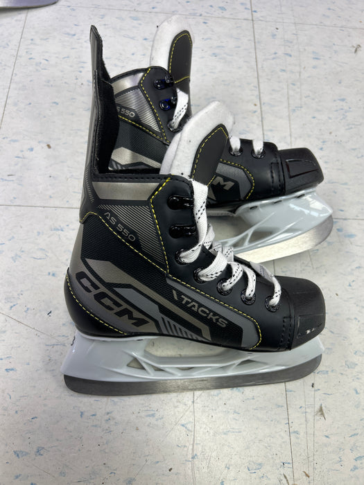 Used CCM Tacks AS550 Youth Player Skates 13.0Y