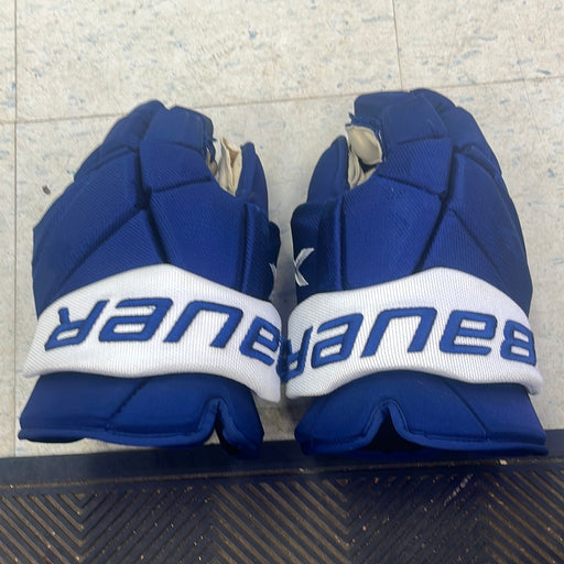 Used Bauer Pro Stock 14" Gloves - W. Simmonds