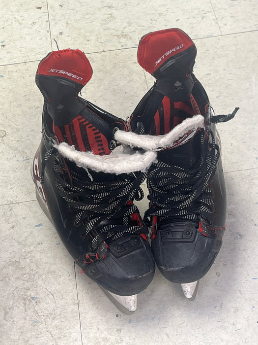 Used CCM JetSpeed FT485 Size 2.5 Skates